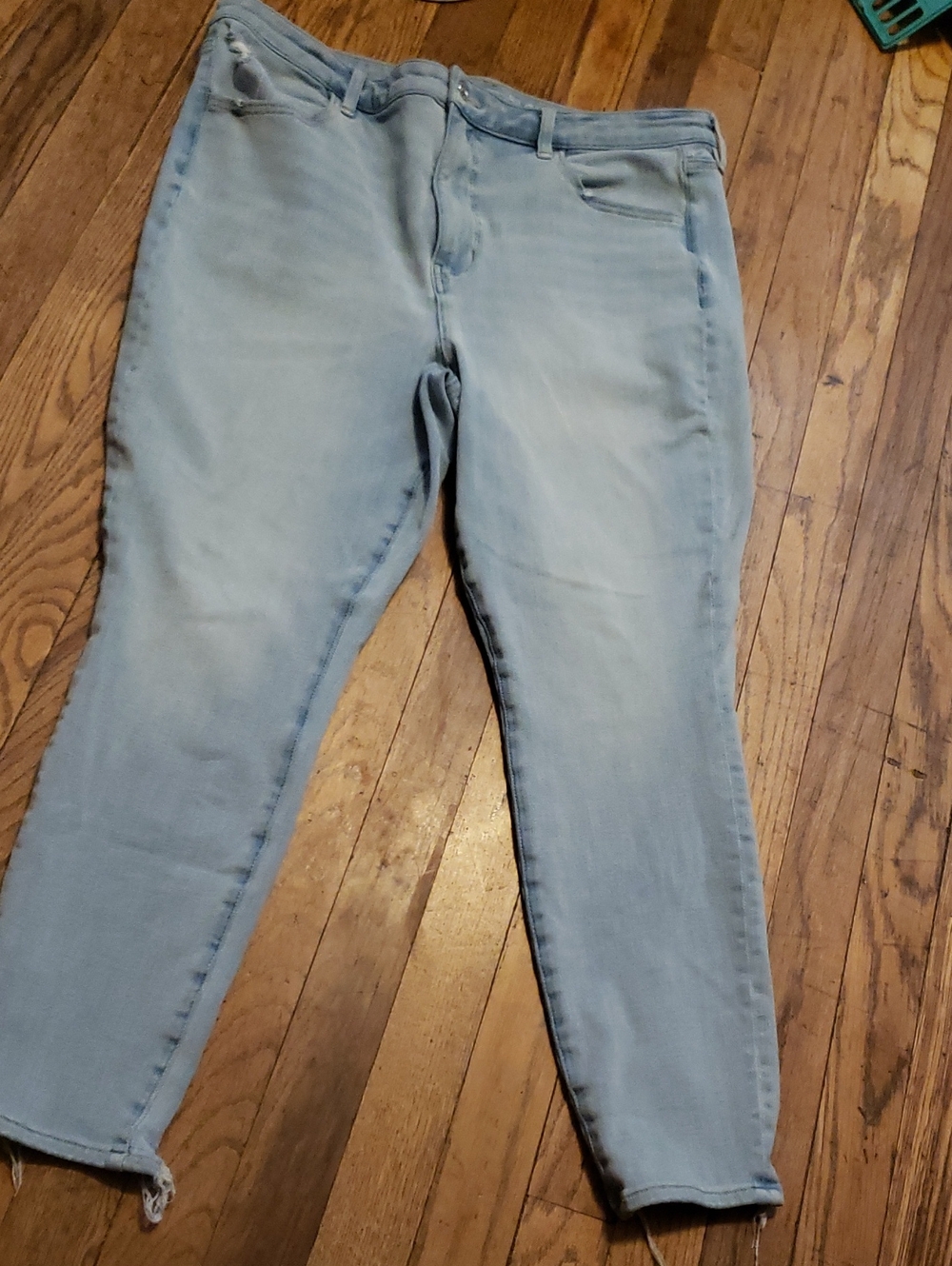 AE High Rise Jegging Sz 16 Short